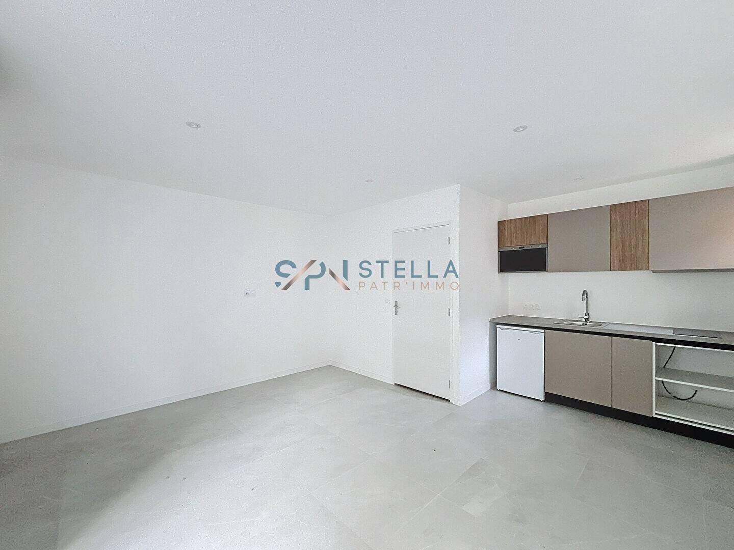 Appartement à louer, 28m², Ajaccio