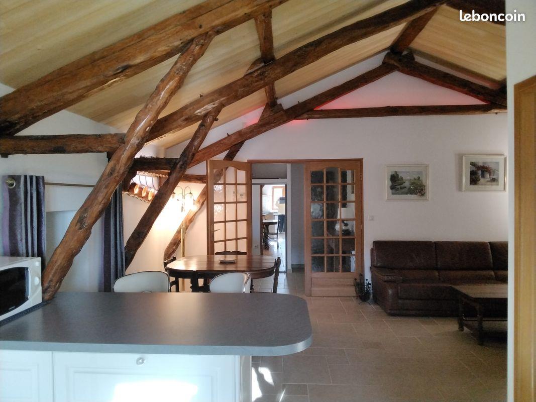 Appartement à louer, 95m², Caillac