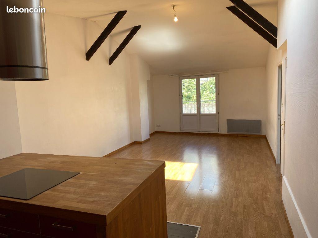 Appartement à louer, 71m², Reims