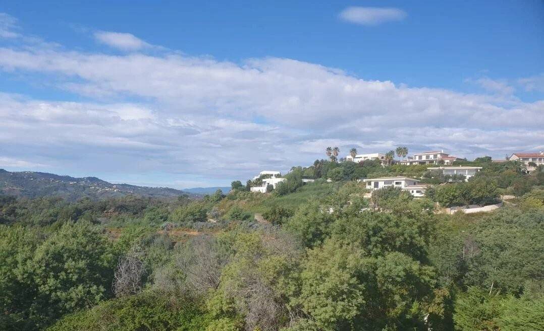 Appartement à louer, 55m², La Roquette-sur-Siagne