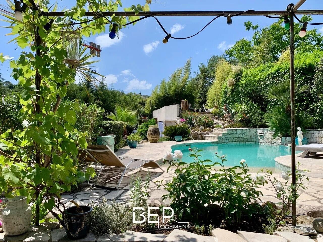 Maison à louer, 150m², Saint-Jeannet