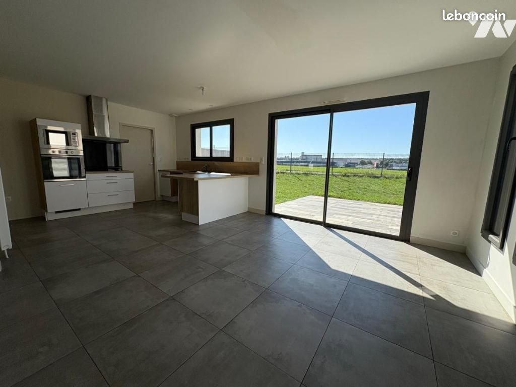 Maison à louer, 112m², La Crèche