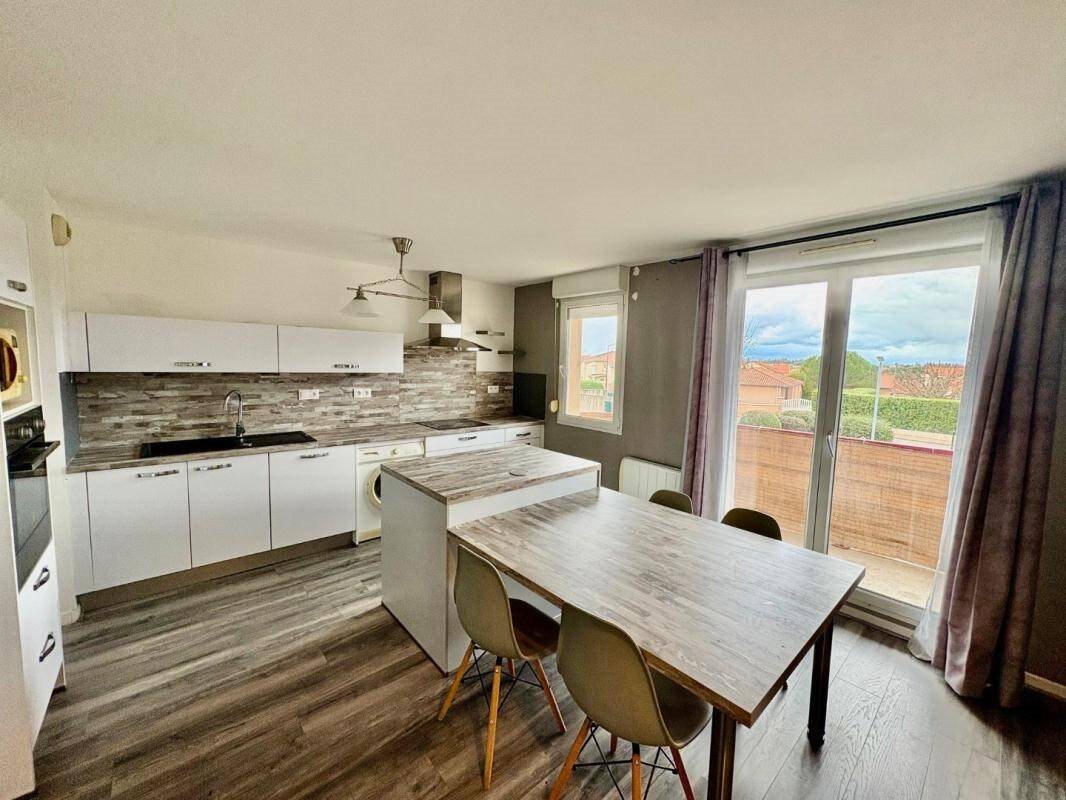 Appartement à louer, 64m², Riorges