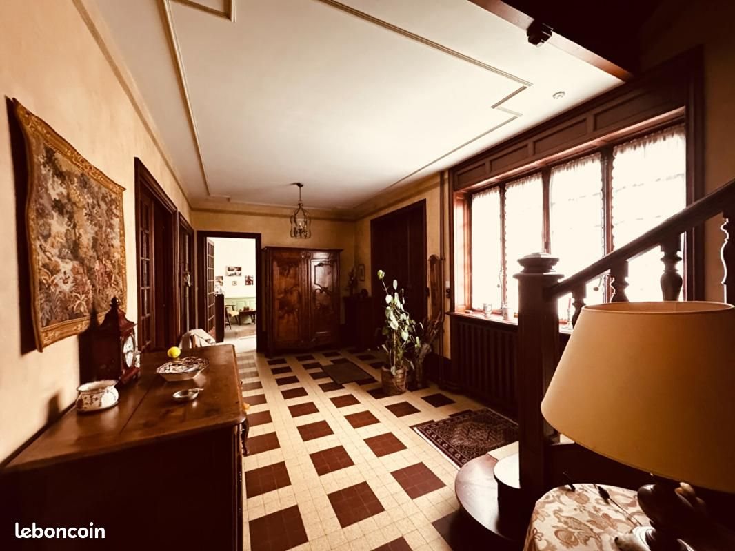 Maison à vendre, 316m², Thizy