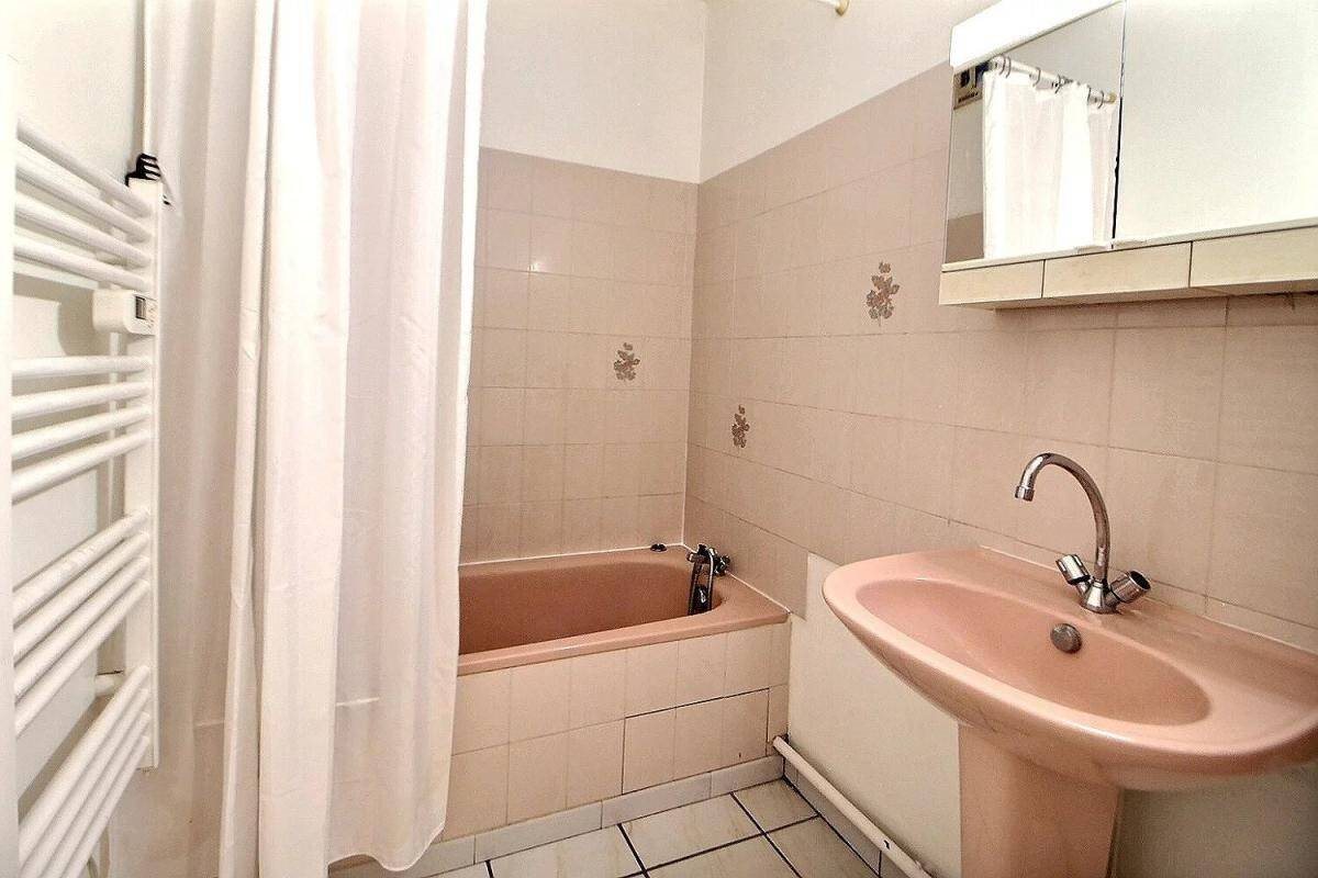 Appartement à louer, 41m², Roanne