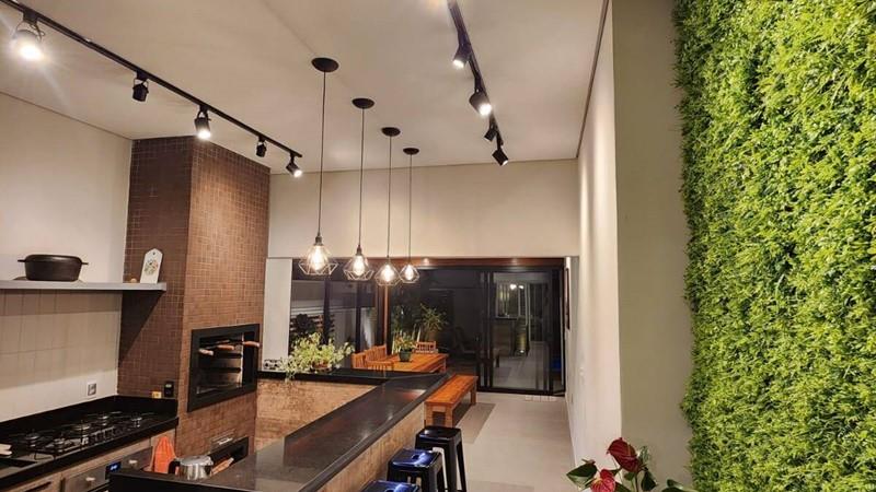 Purchase: House (13212-000)