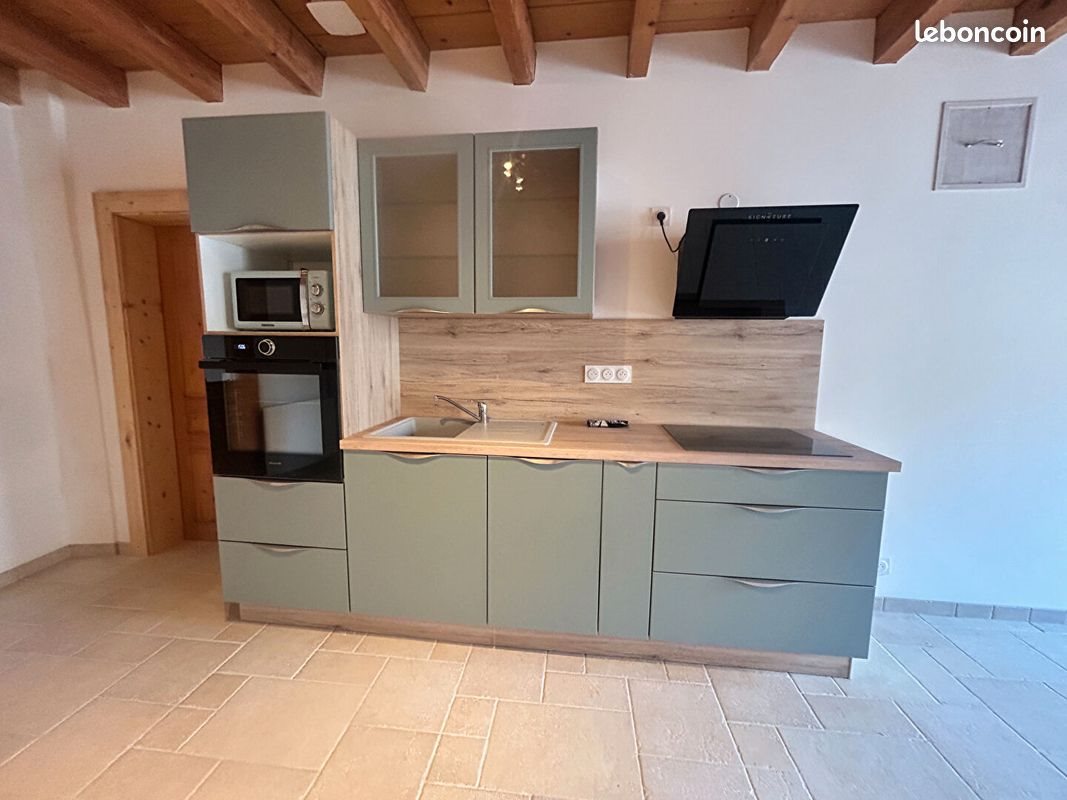Appartement à louer, 45m², Rochejean