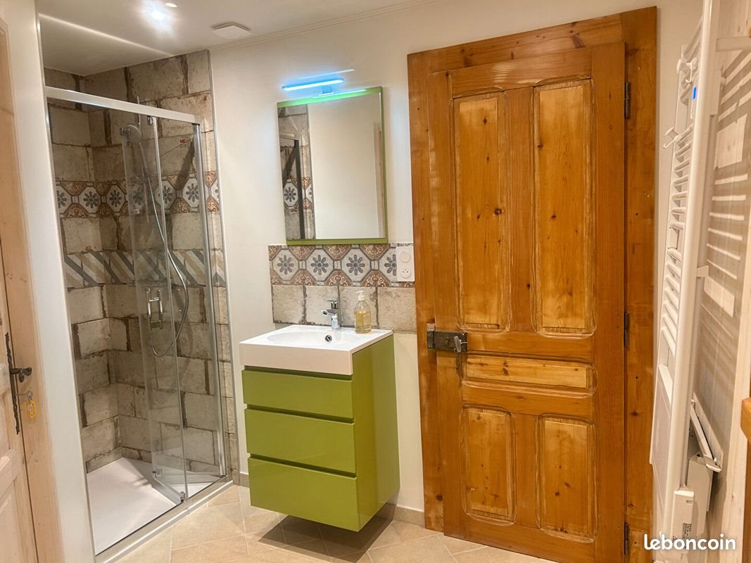 Appartement à louer, 45m², Rochejean