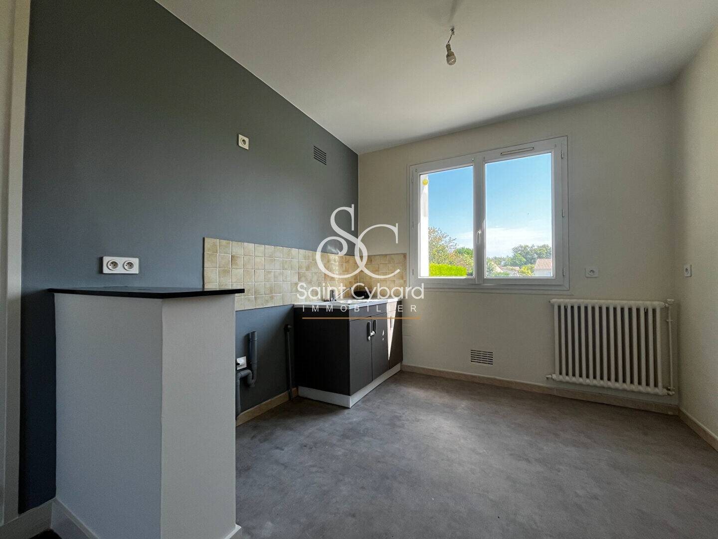 Maison à louer, 83m², Saint-Yrieix-sur-Charente