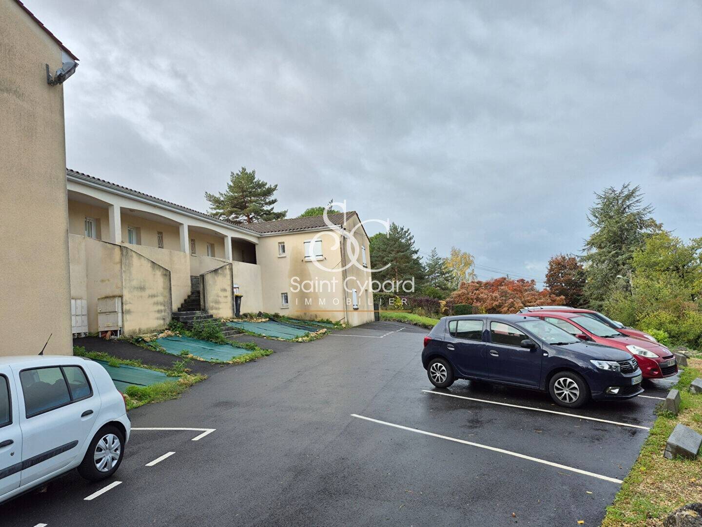 Appartement à vendre, 371m², La Couronne