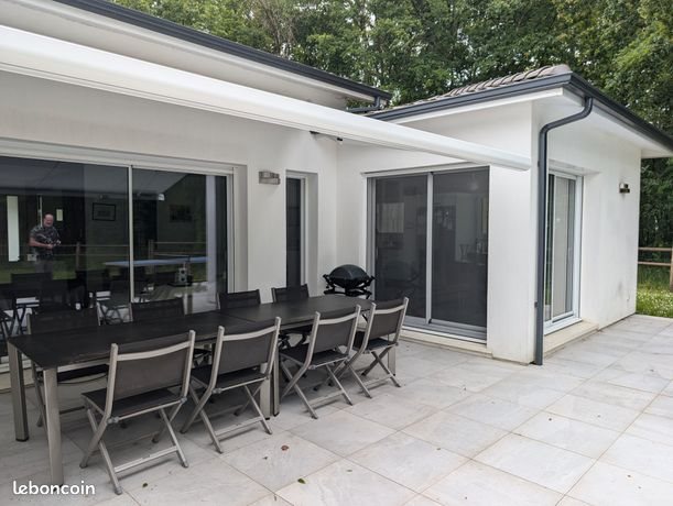Maison à louer, 202m², Saint-Sulpice-et-Cameyrac