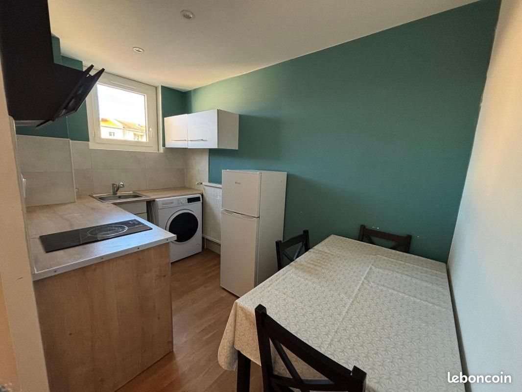 Appartement à louer, 24m², Bourg-de-Péage