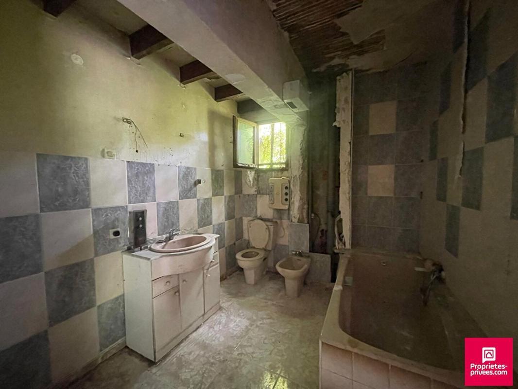 Maison à vendre, 92m², Saint-Maurice-sur-Aveyron