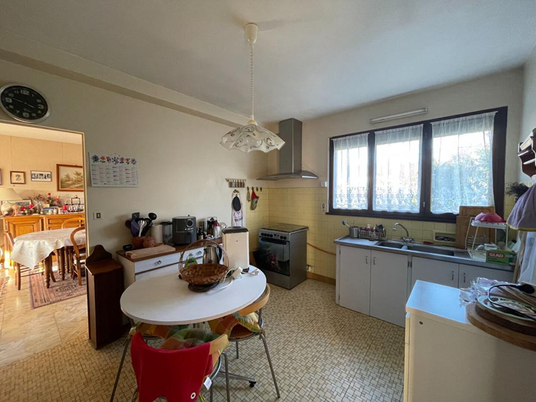 Maison à vendre, 192m², Saint-Maurice-sur-Aveyron