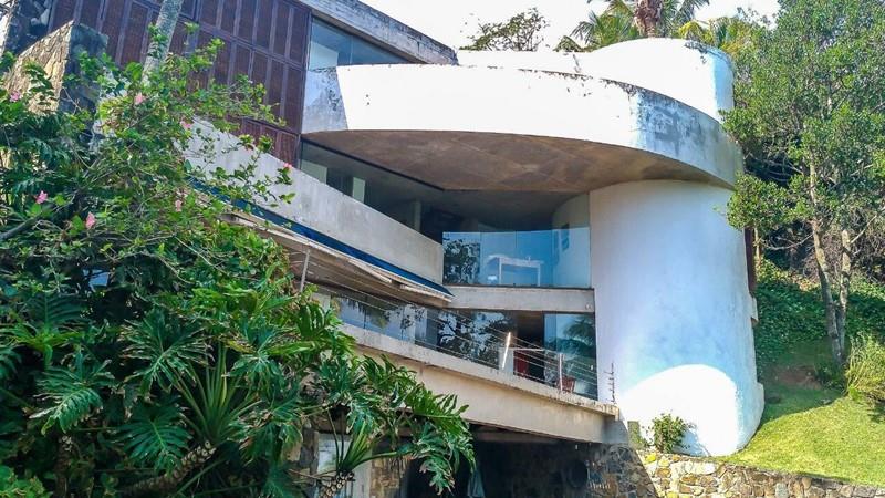 Purchase: House (11630-000)