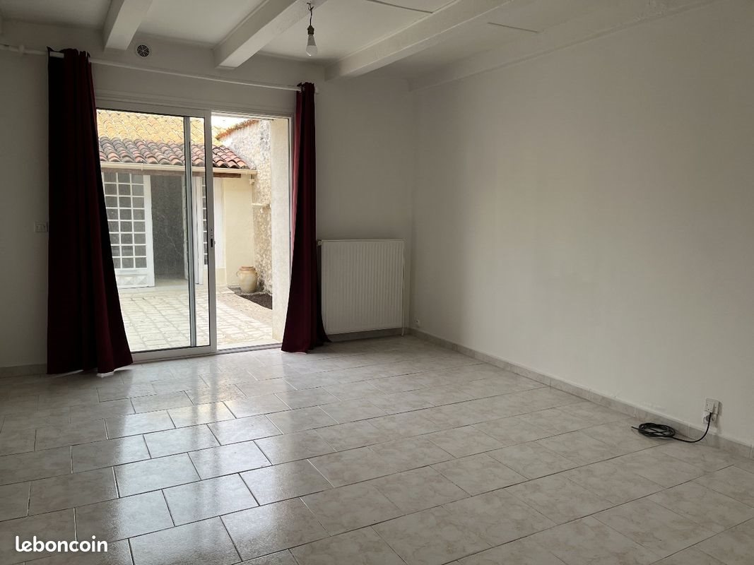 Maison à louer, 87m², Jarnac