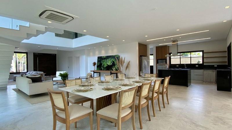 Purchase: House (11250-000)