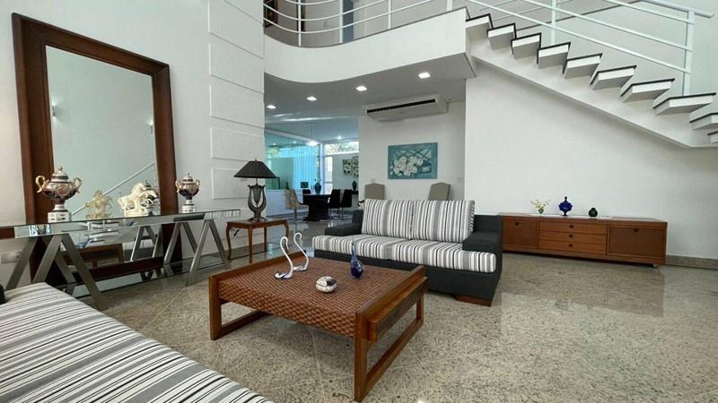 Purchase: House (11250-000)