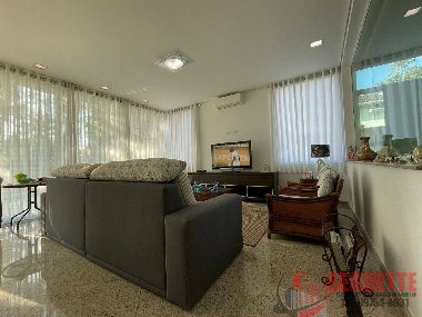 Purchase: House (11250-000)