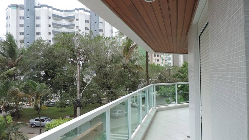Purchase: Apartment (11250-000)