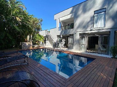 Purchase: House (11250-000)