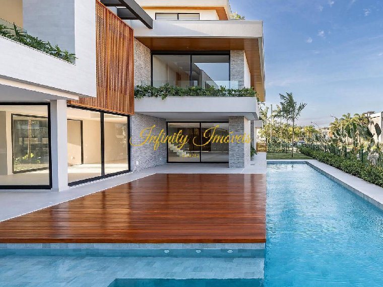 Purchase: House (20010-010)