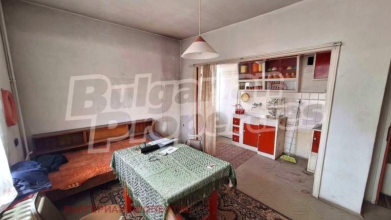 Purchase: Apartment (2300)