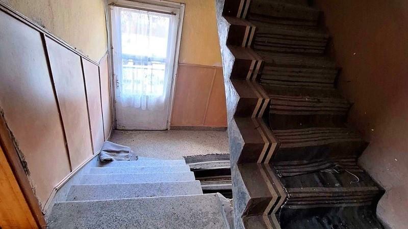 Purchase: Apartment (2300)