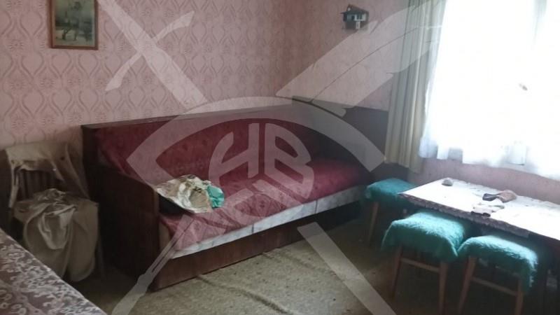 Purchase: House (2400)