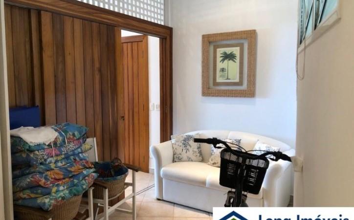 Purchase: Apartment (11250-000)