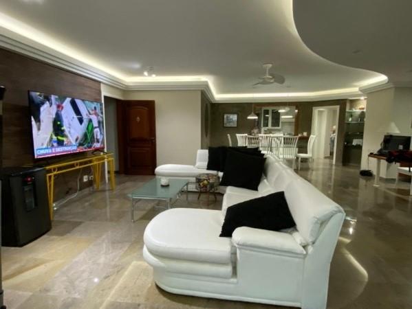 Purchase: Apartment (11250-000)