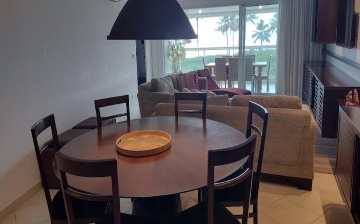 Purchase: Apartment (11250-000)