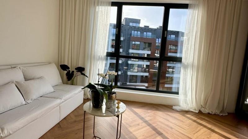 Purchase: Apartment (2300)