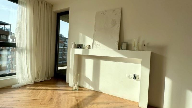 Purchase: Apartment (2300)