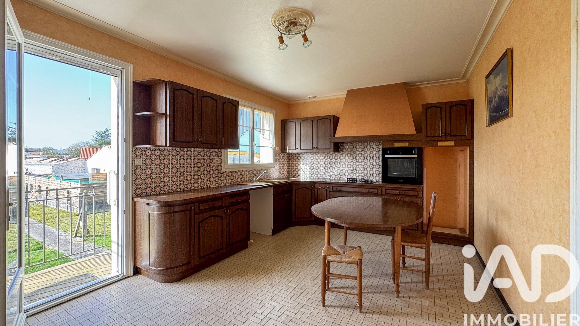 Maison à vendre, 96m², Bazoges-en-Paillers