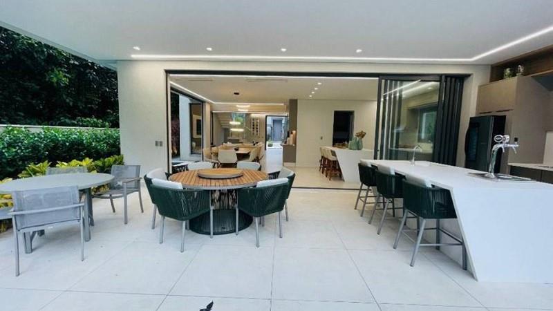 Purchase: House (11250-000)