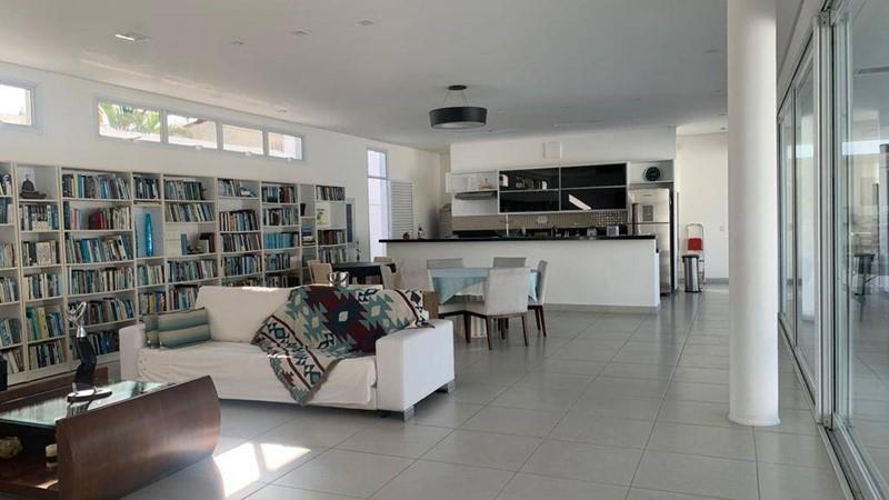 Purchase: House (11250-000)