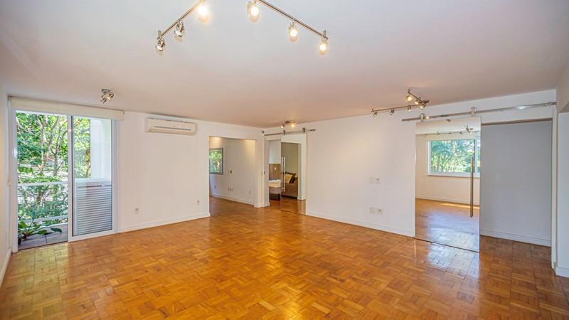 Purchase: House (01454-000)