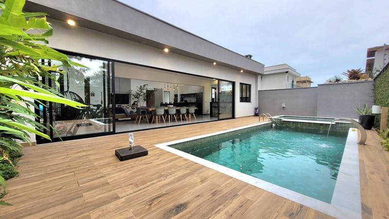 Purchase: House (11678-090)
