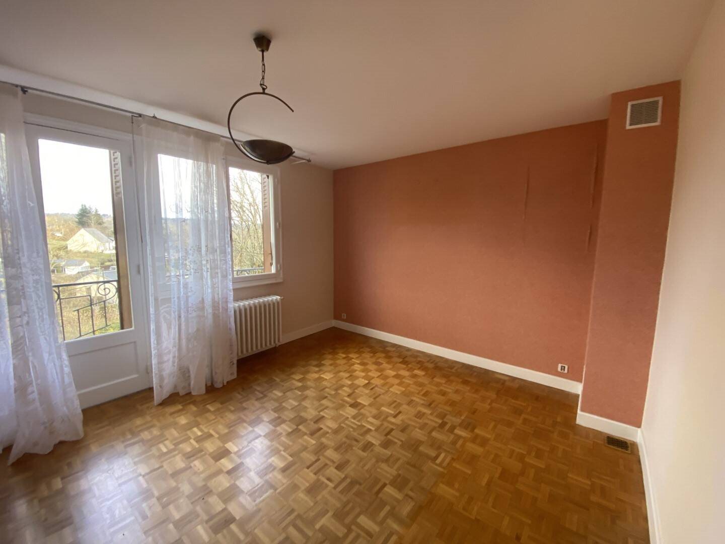 Maison à vendre, 115m², Bourg-Lastic