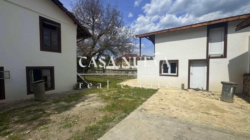 Purchase: House (2440)