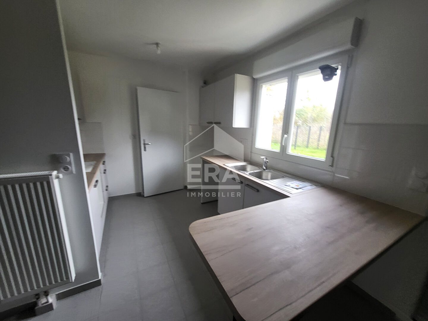 Maison à louer, 103m², Avion