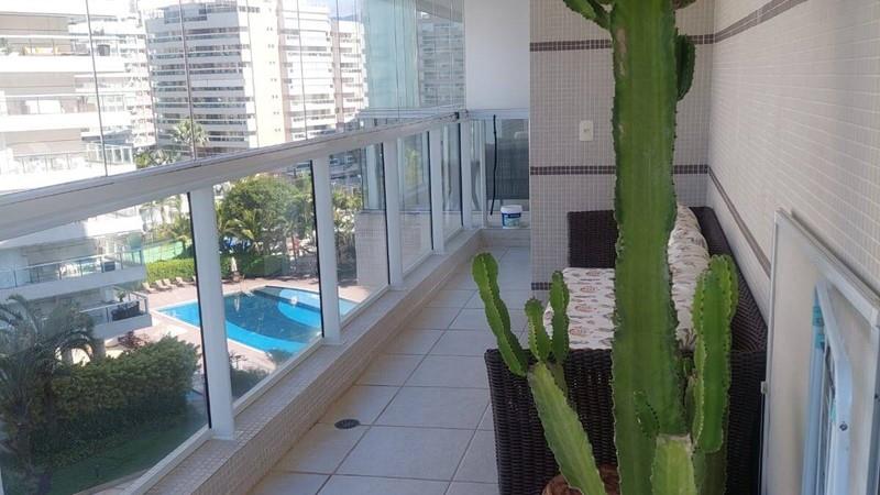 Purchase: Apartment (11250-000)
