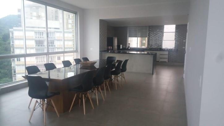Purchase: House (11410-000)