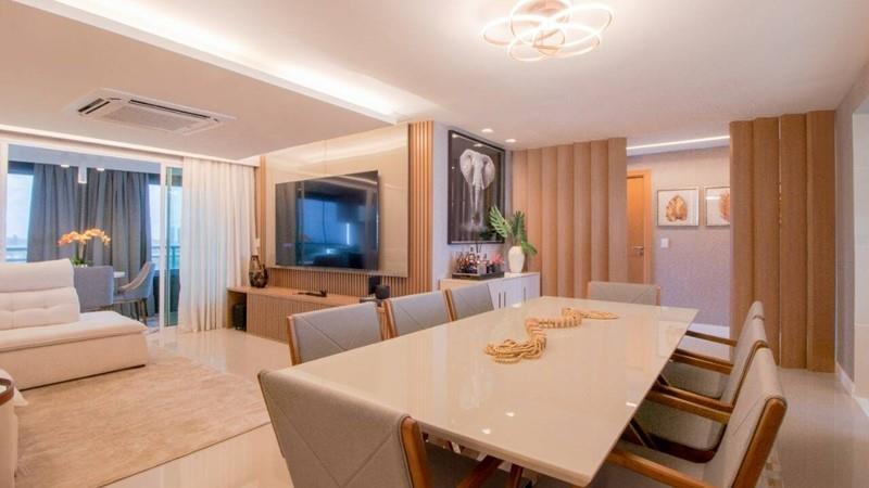 Purchase: House (59082-000)