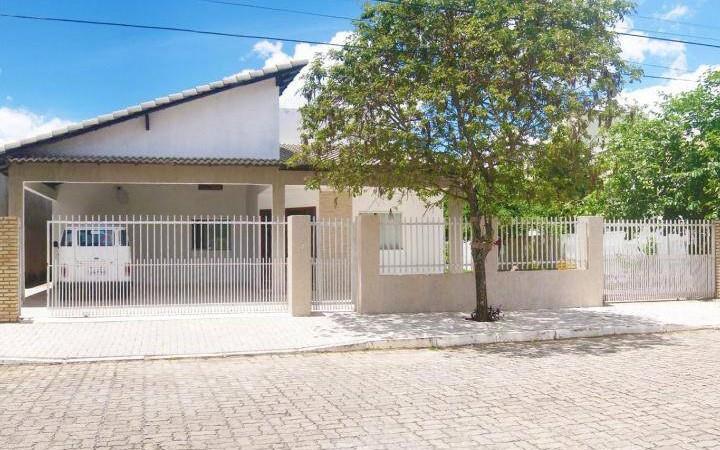 Purchase: House (71680-000)