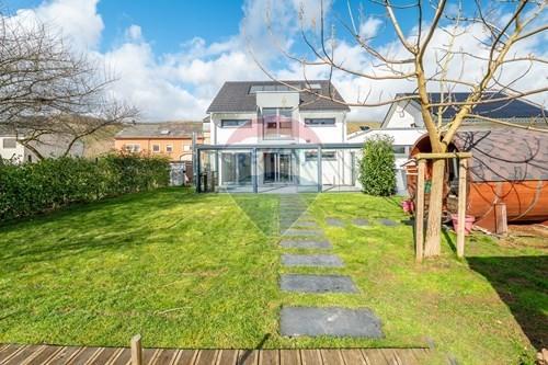 Purchase: House