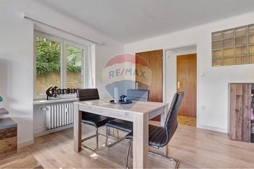 Purchase: Apartment