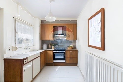 Purchase: House (4801)