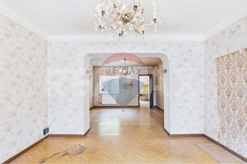 Purchase: House (4801)